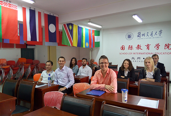 中天科技留学生专场招聘会举办 3名学生成功应聘