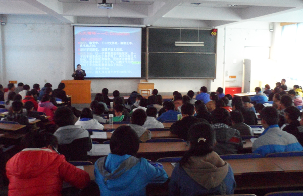 安全急救协会开展急救知识培训