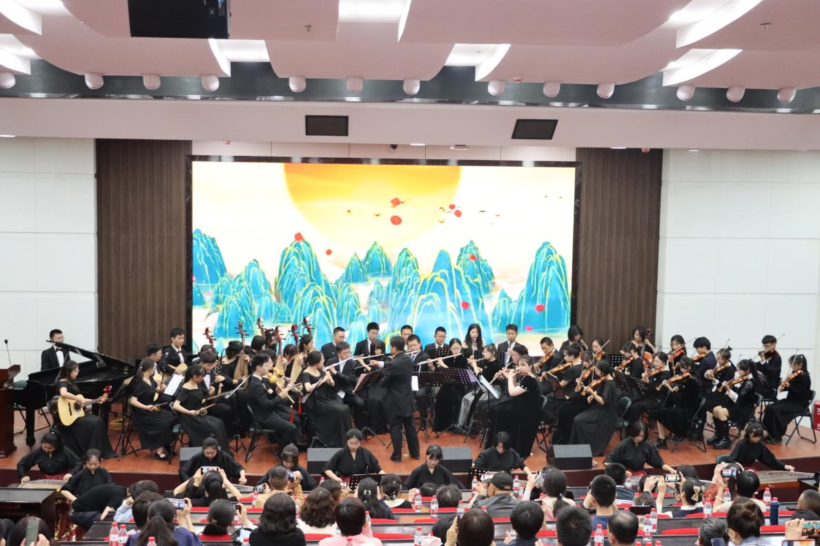 西北师范大学附属中学学生管弦乐团赴我校开展“乐阳光 乐青春”交流展演