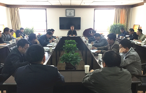 学校召开学生安全管理工作会议