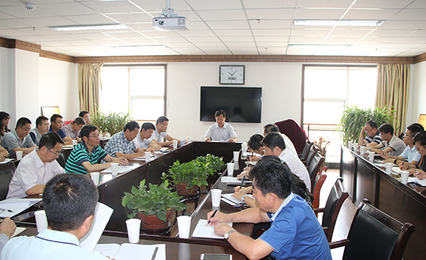 学校安排部署2015年迎新及军训工作