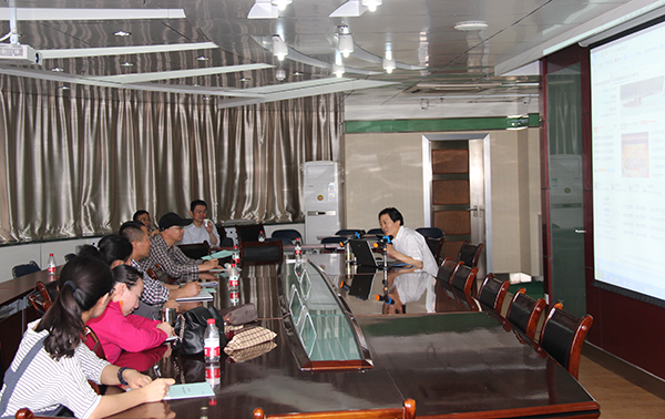 学校开展精品课程网站升级转型建设培训