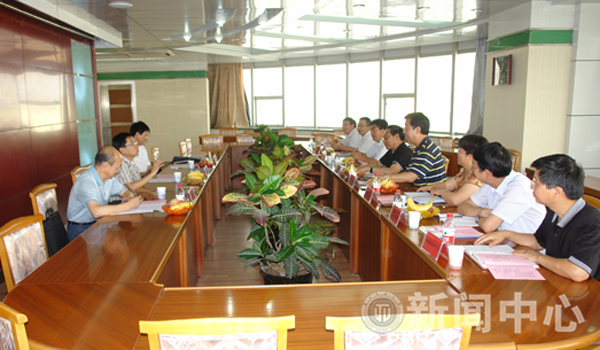 省发改委副主任刘剑一行来校调研