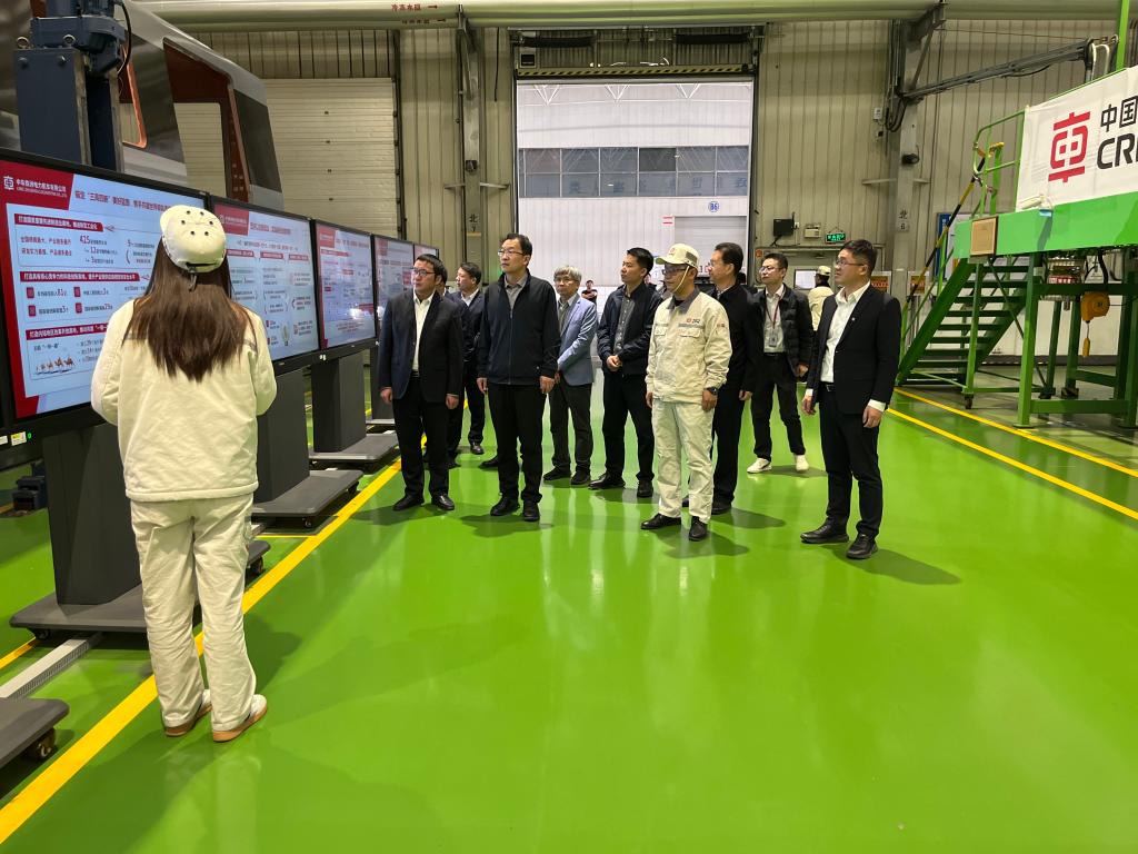 校领导一行赴湖南走访调研轨道交通行业企业