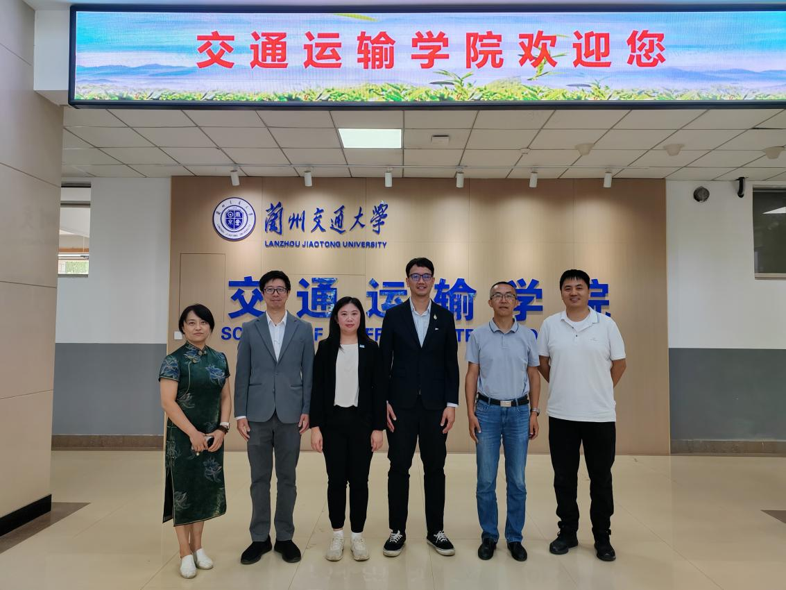 泰国皇太后大学专家团前来我校开展学术交流