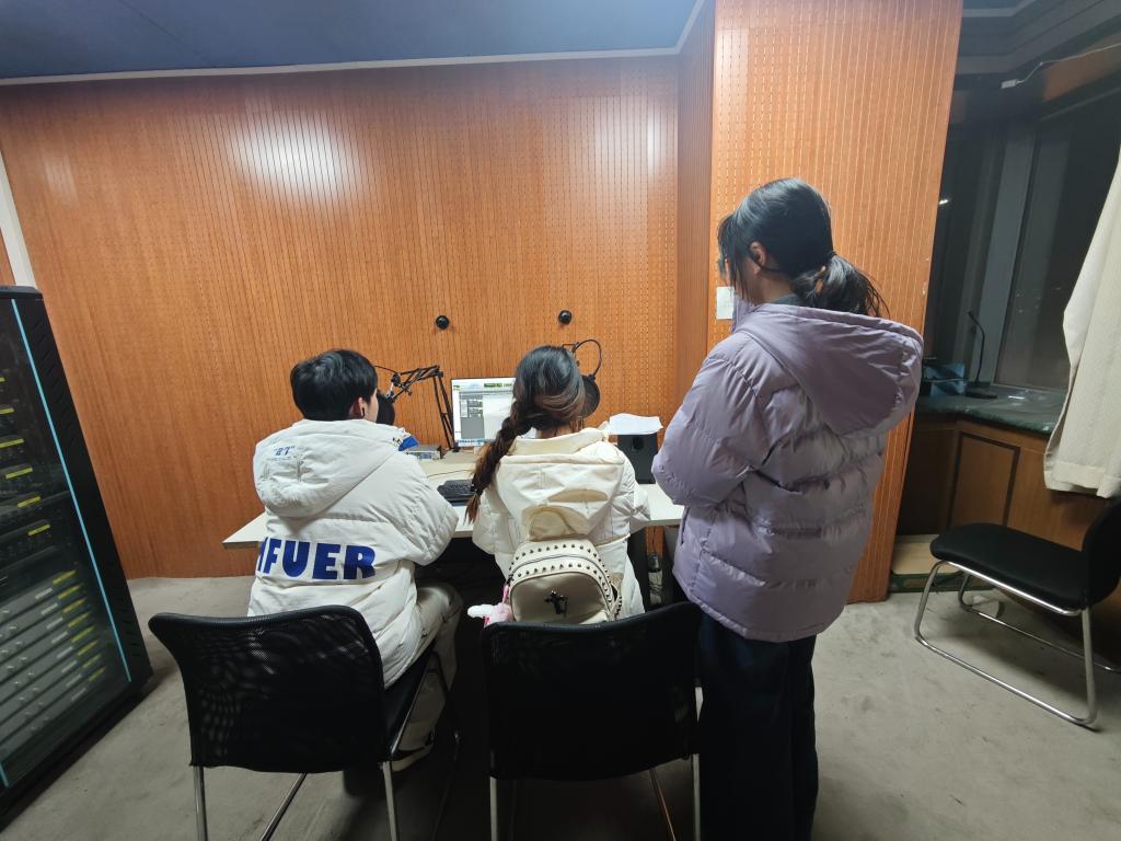 2025年11月27日 英文咖啡馆