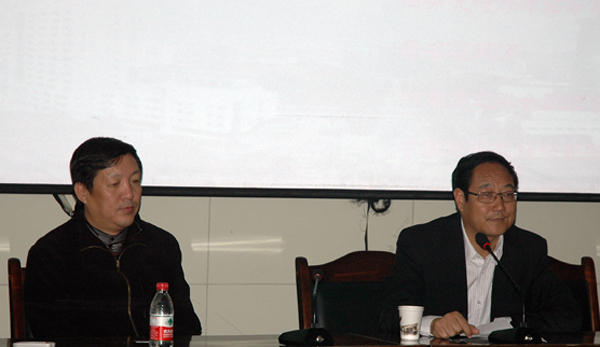 著名建筑大师崔恺院士应邀来我校作学术报告