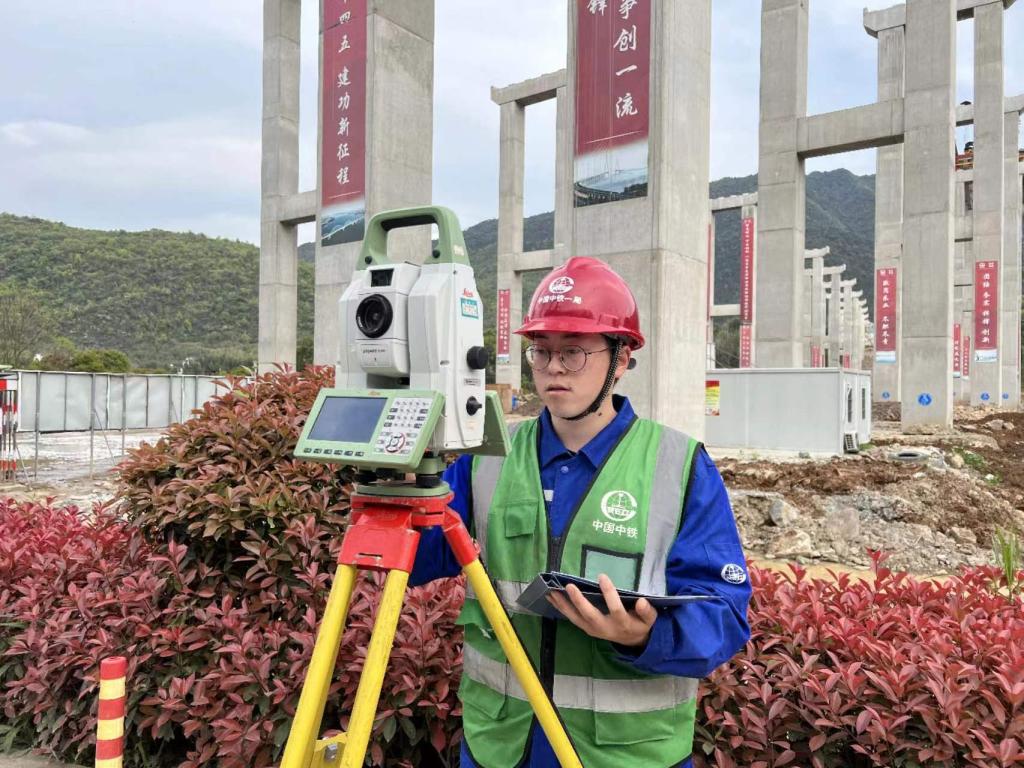 【校友风采】喜报！我校2020届毕业生李家强荣获“高校毕业生基层就业卓越奖学金”