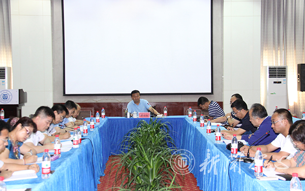 副校长高云庆做“三严三实”专题教育党课辅导报告